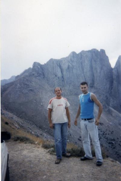 la je suis avec mon amis  a la main des juife a laltitude de 1600m